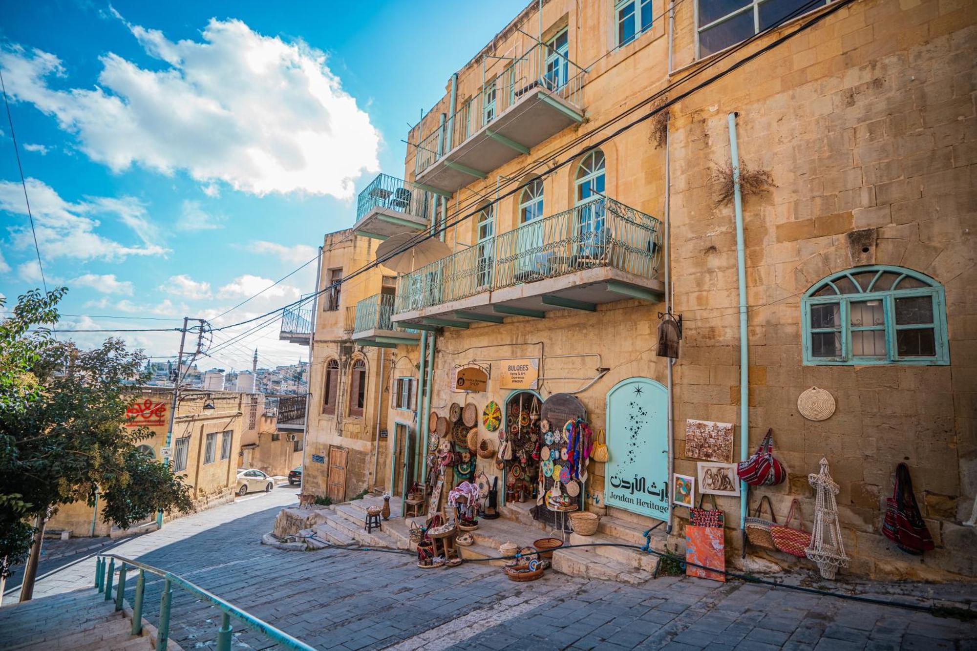 Jordan Heritage Madhafa Al Salt Exteriör bild